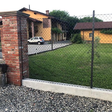 Готель La Bonauda Valperga Екстер'єр фото